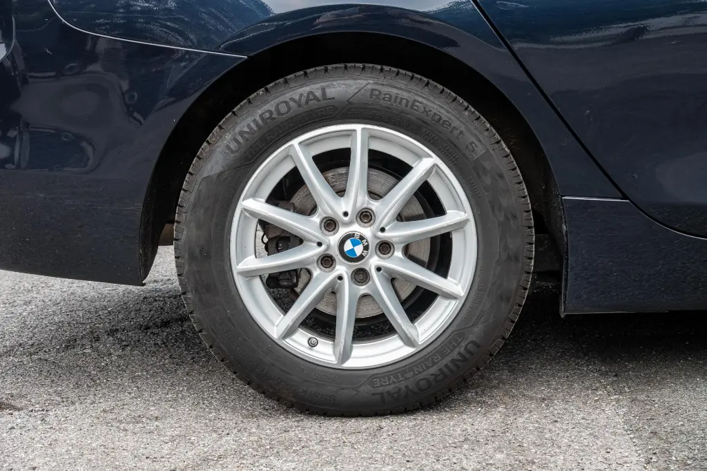 20240918_BMW_2_GT_033.webp