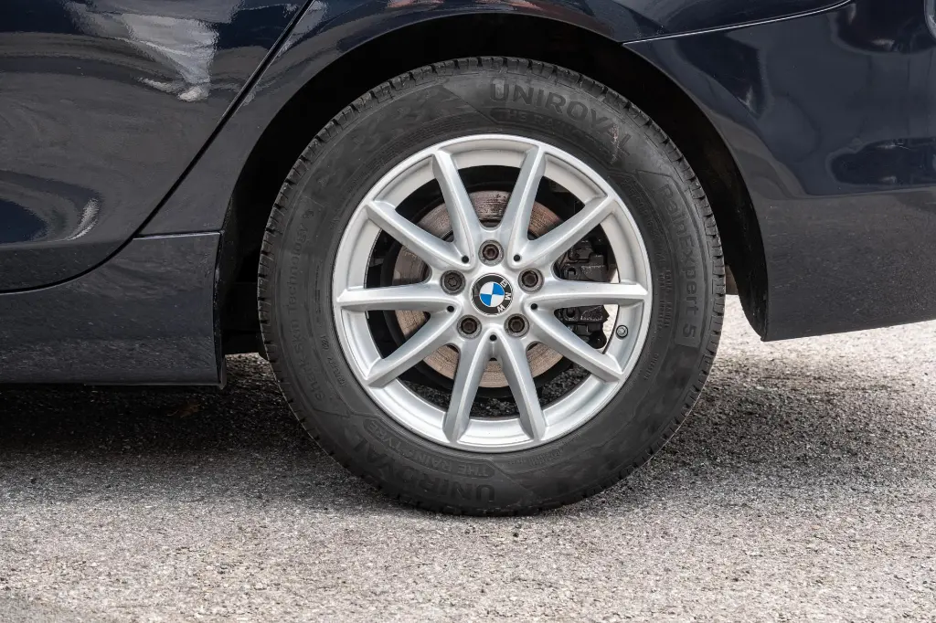 20240918_BMW_2_GT_034.webp