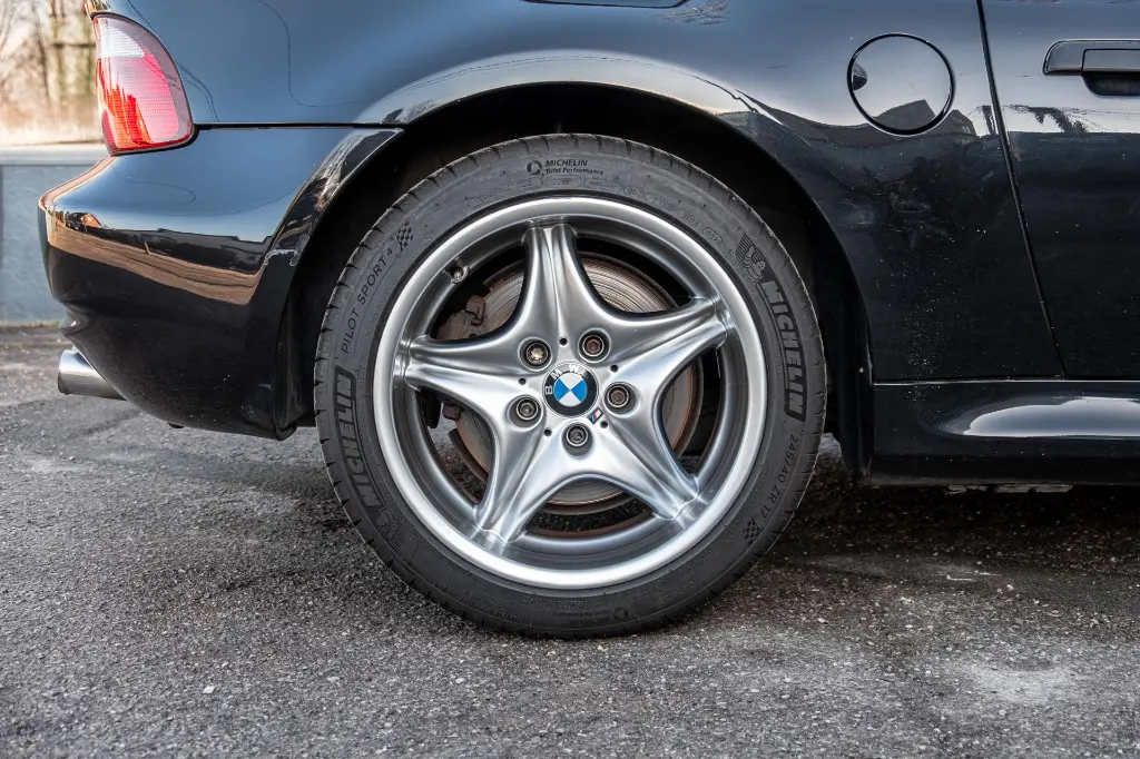 20250314_BMW_Z3M_COUPE_021.webp