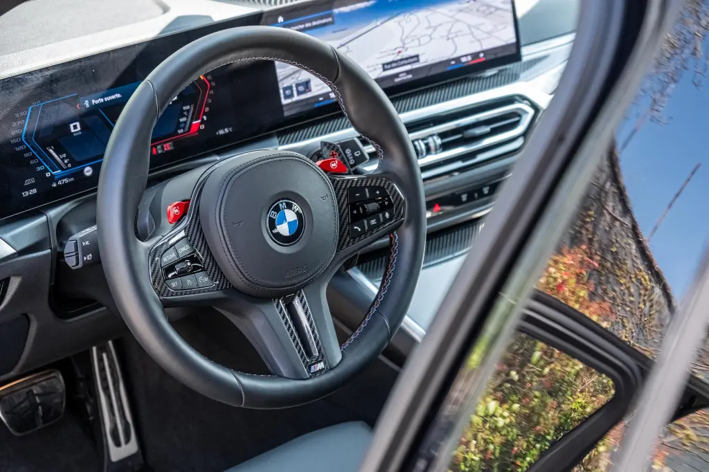20250327_BMW_M3_TOURING_012.webp