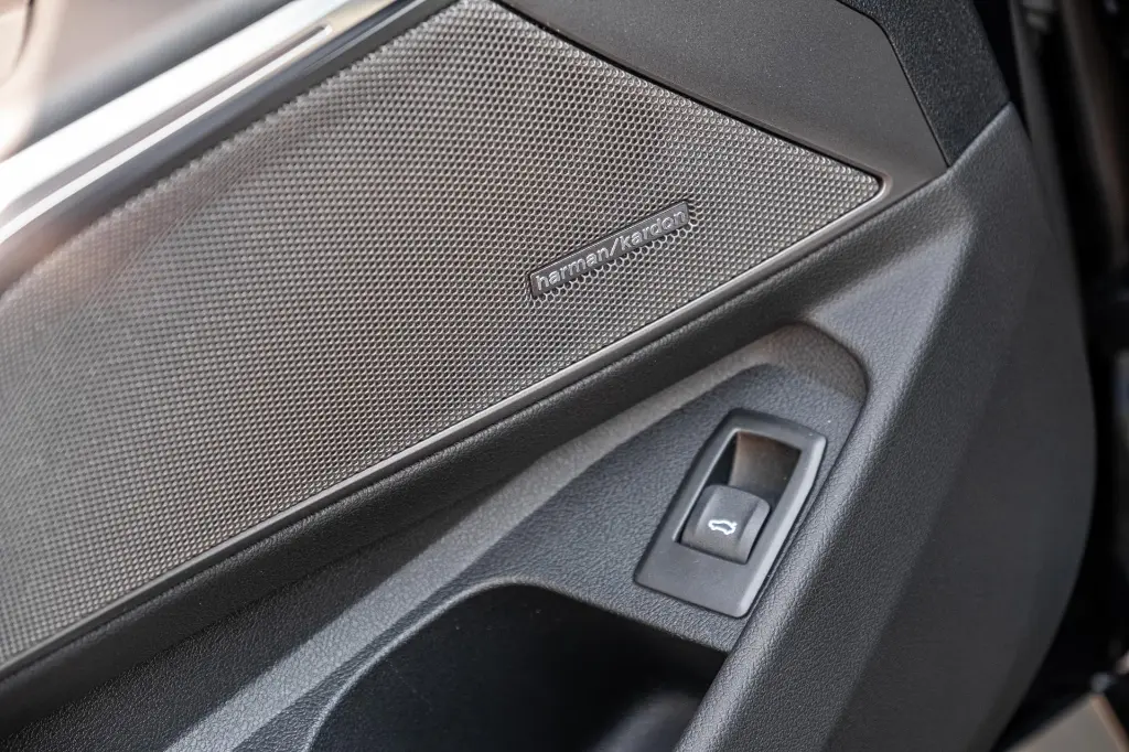 20250327_BMW_M3_TOURING_019.webp