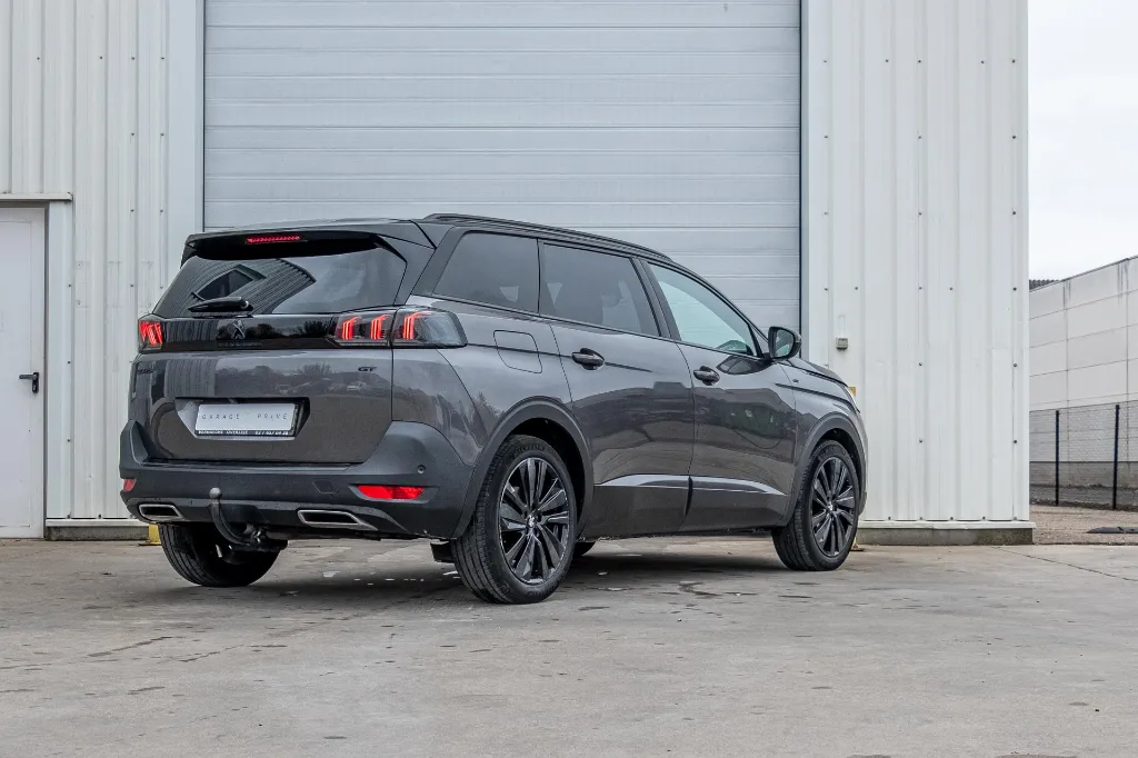 20251015_PEUGEOT_5008_005.webp