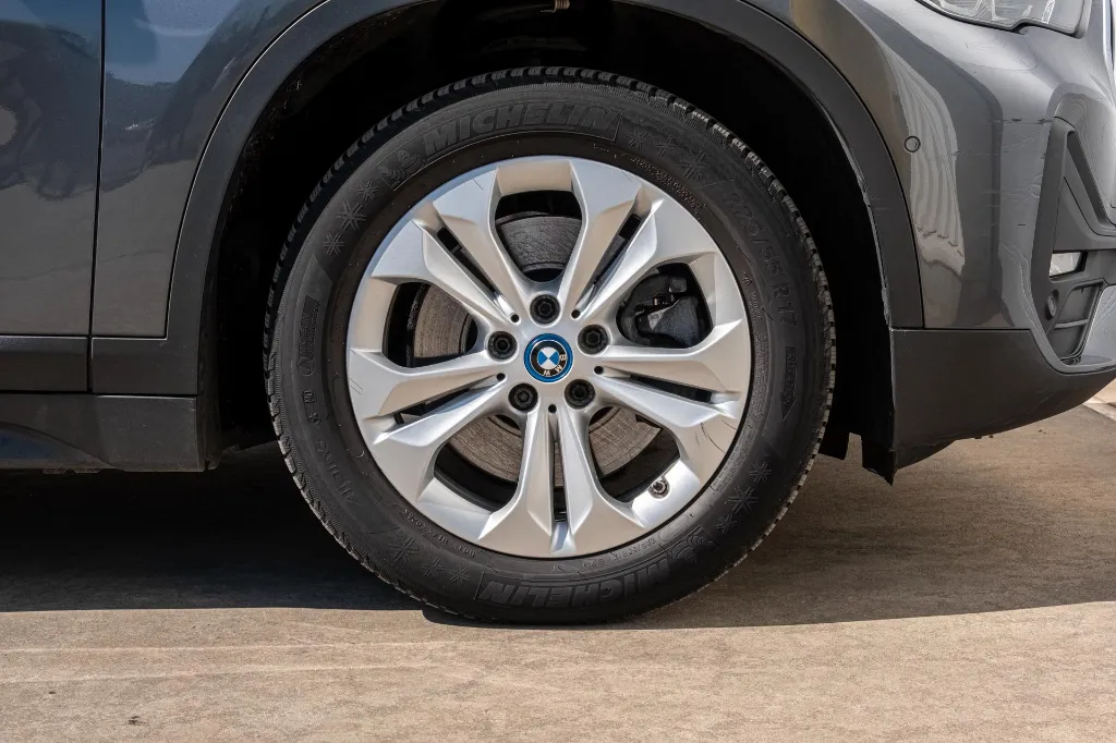20260415_BMW_X1_PHEV_006.webp