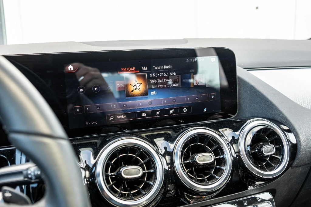 20260415_MERCEDES_GLA250E_019.webp