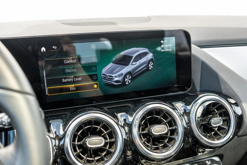 20260415_MERCEDES_GLA250E_038.webp