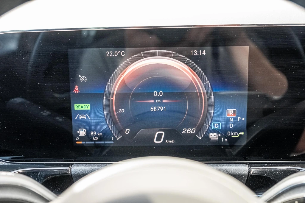 20260415_MERCEDES_GLA250E_053.webp