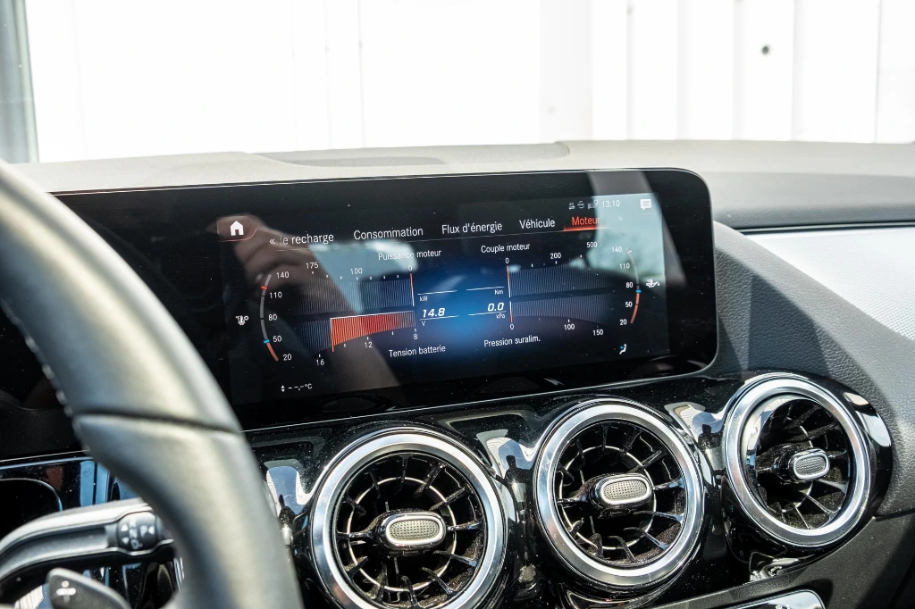 20260415_MERCEDES_GLA250E_047.webp