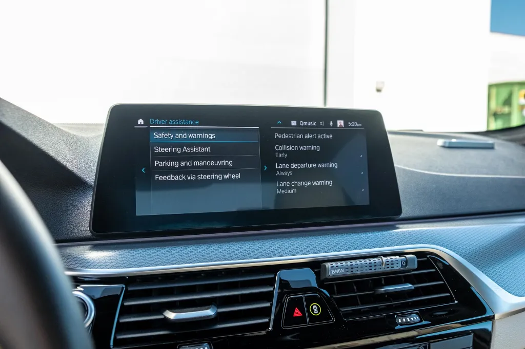 20260429_BMW_530E_037.webp
