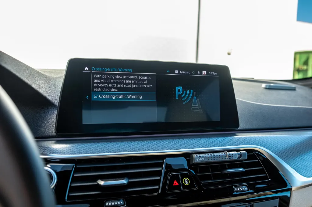 20260429_BMW_530E_046.webp