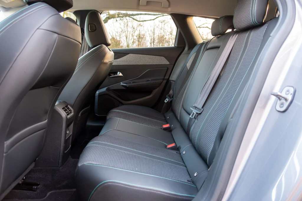 20251218_PEUGEOT_308_SW_009.webp