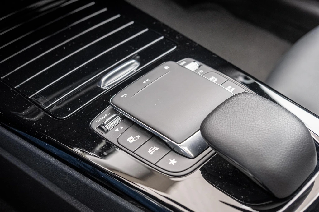 20260511_MERCEDES_CLA250E_019.webp