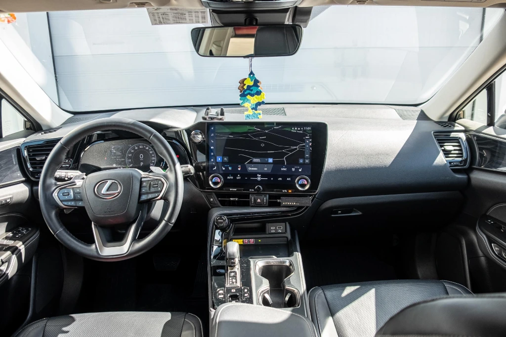 20260513LEXUS_NX450H_007.webp
