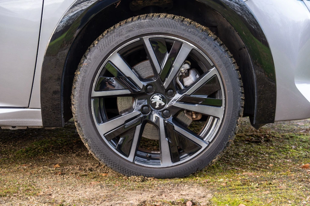 20251218_PEUGEOT_208E_027.webp