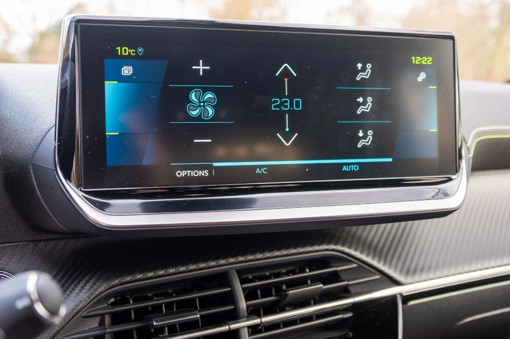 20251218_PEUGEOT_208E_018.webp