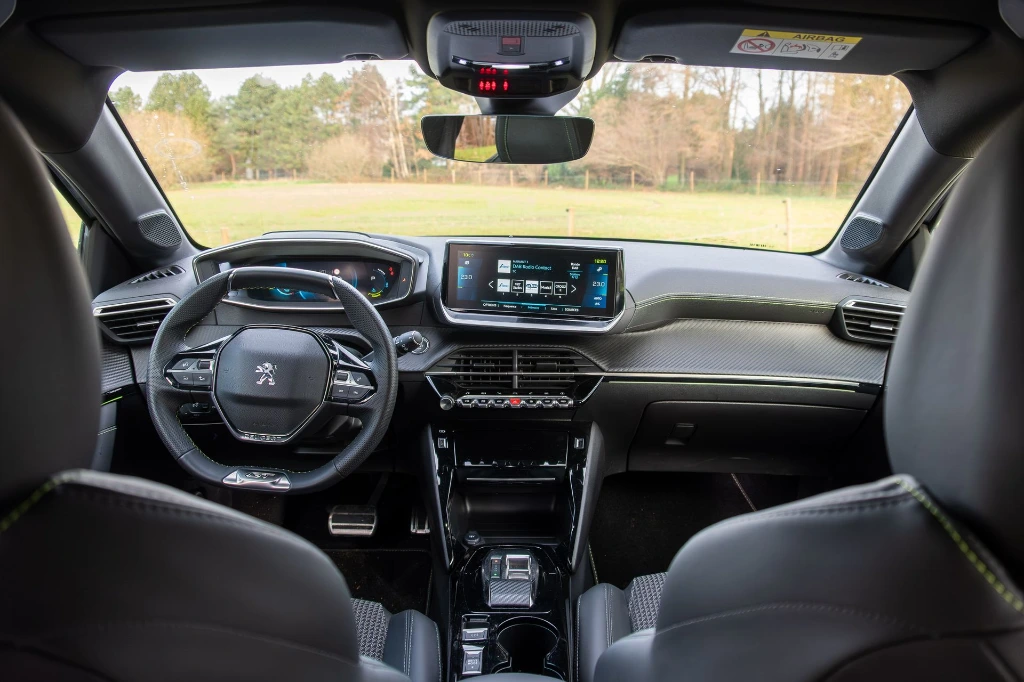 20251218_PEUGEOT_208E_009.webp