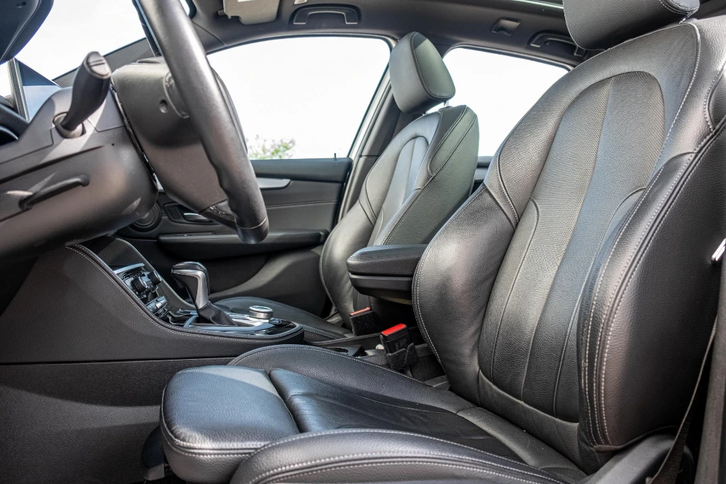 20260601_BMW_225XE_009.webp
