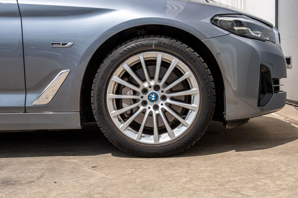20260615_BMW_530E_034.webp