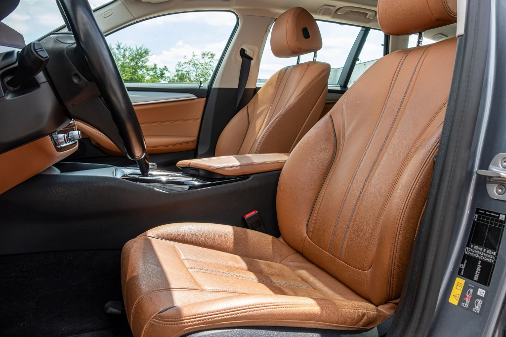 20260615_BMW_530E_008.webp