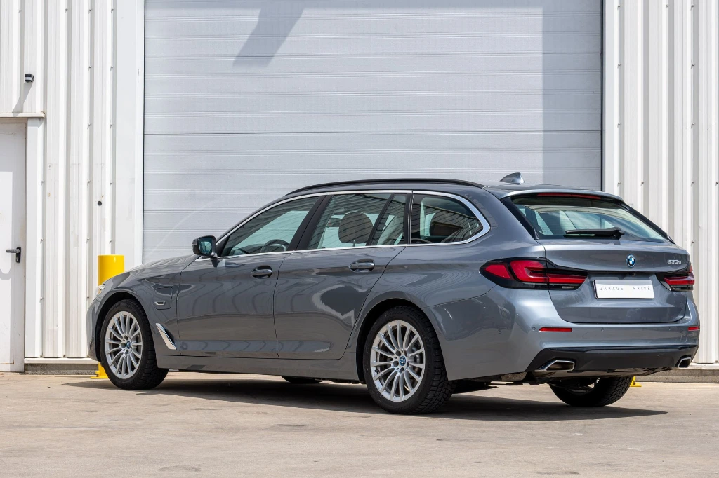 20260615_BMW_530E_004.webp
