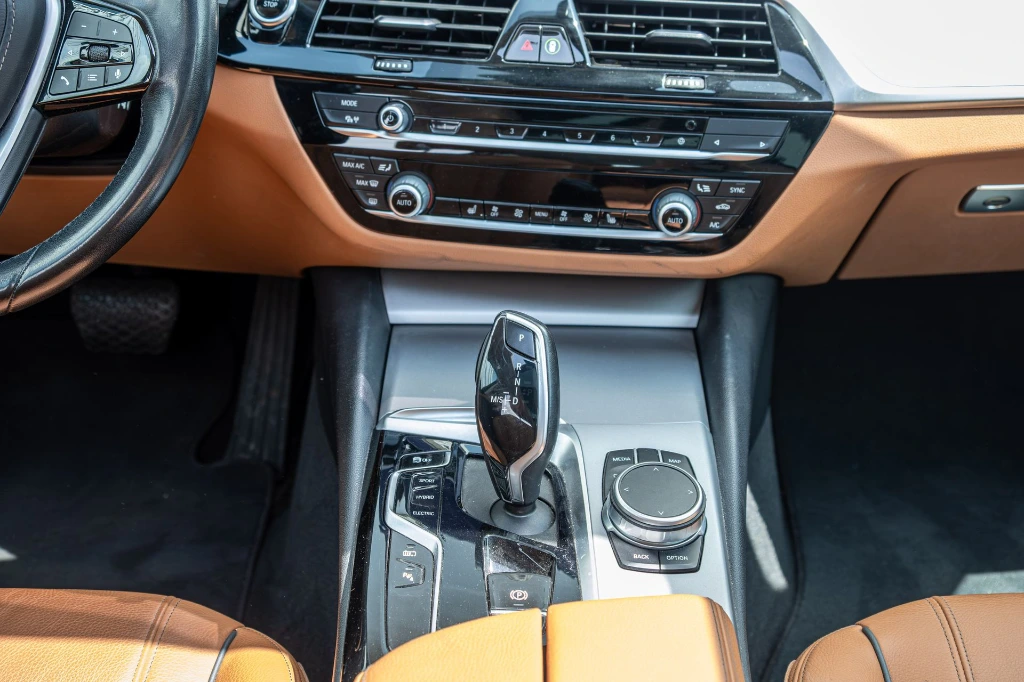 20260615_BMW_530E_011.webp
