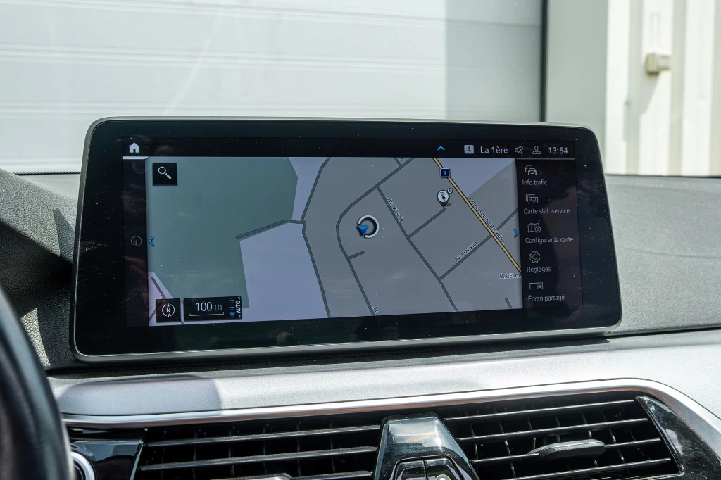 20260615_BMW_530E_022.webp