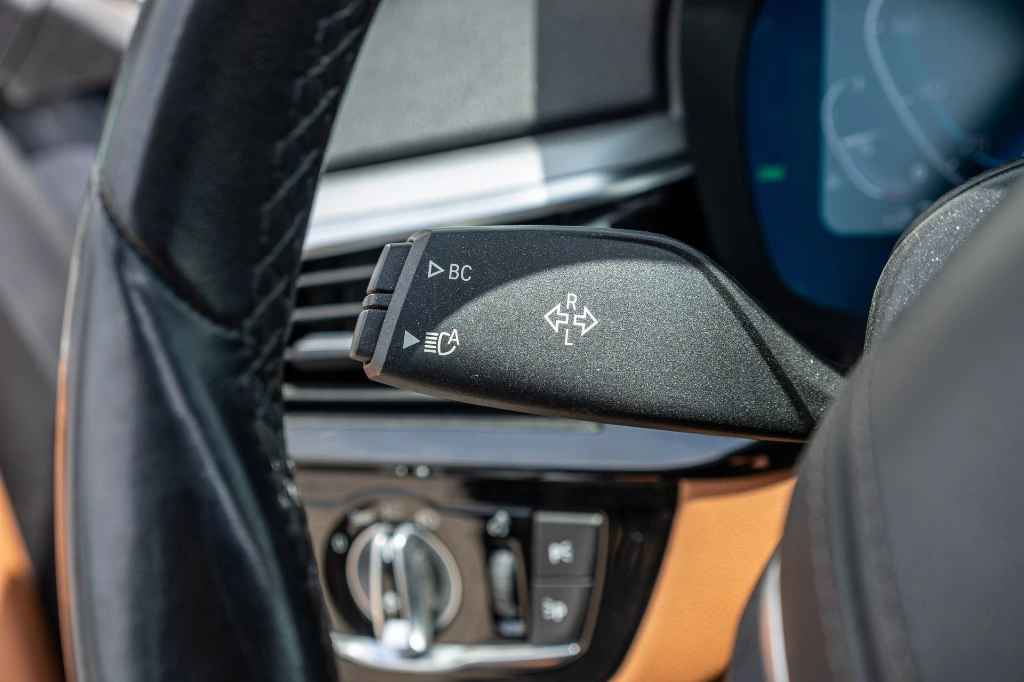 20260615_BMW_530E_029.webp