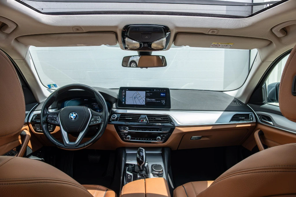 20260615_BMW_530E_007.webp