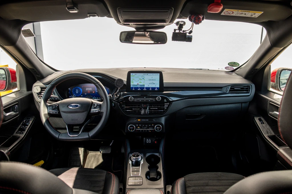 20260616_FORD_KUGA_007.webp