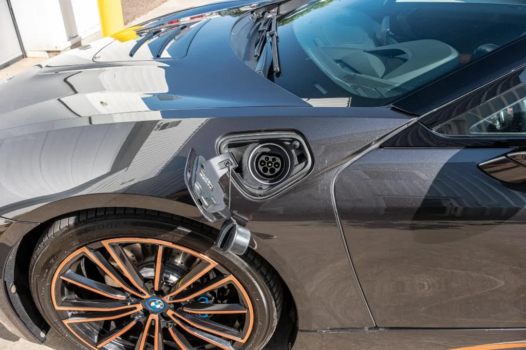 20260729_BMW_I8_040.webp