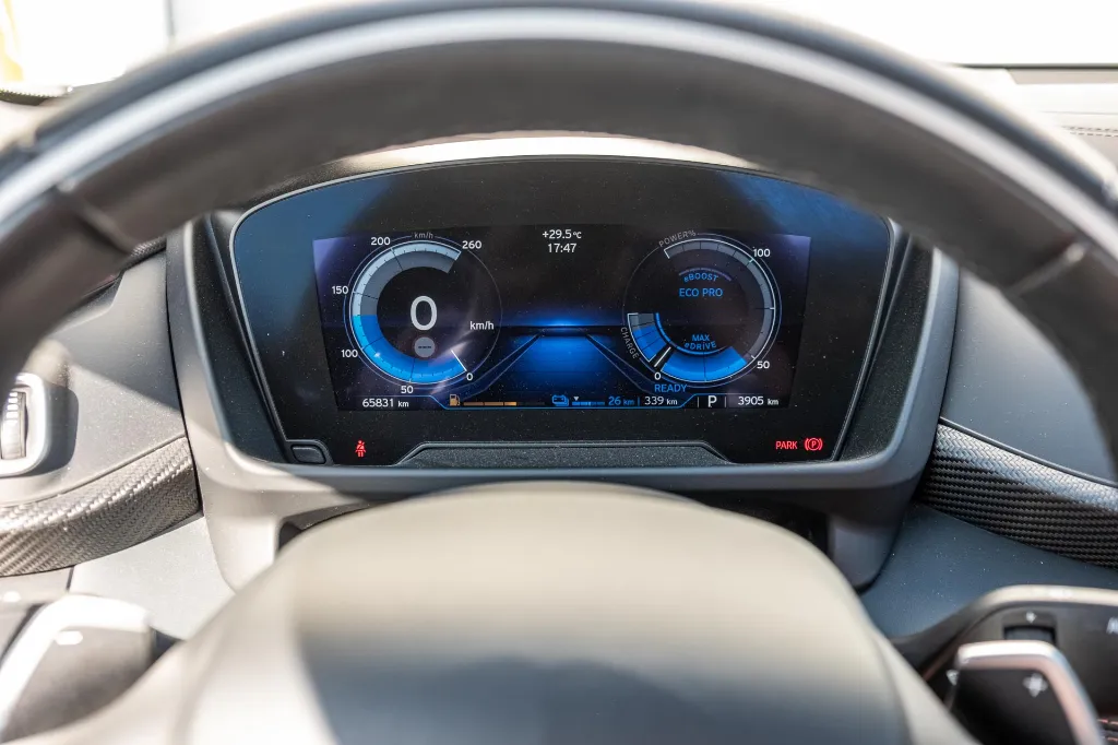 20260729_BMW_I8_048.webp