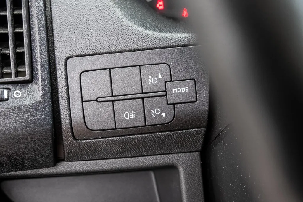 20260708_CITROEN_JUMPER_HAYON_018.webp