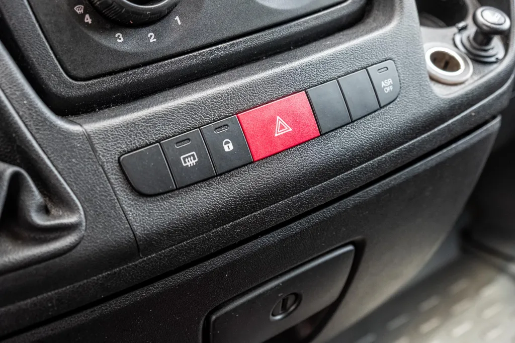 20260708_CITROEN_JUMPER_HAYON_011.webp
