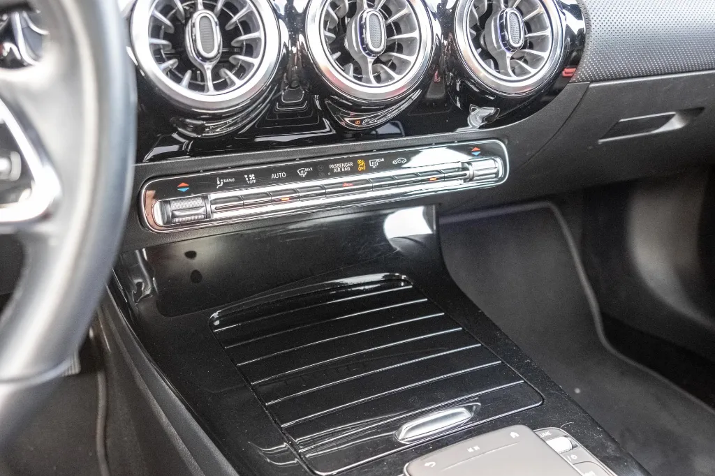 20260824_MERCEDES_CLA_012.webp