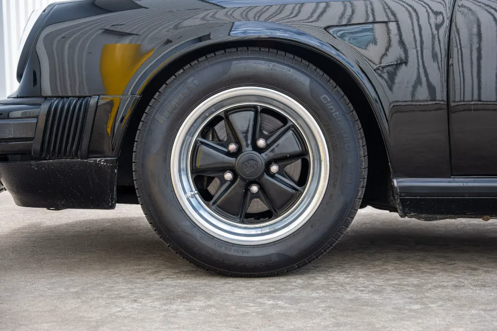 20261001_PORSCHE_TARGA_2.7L_007.webp