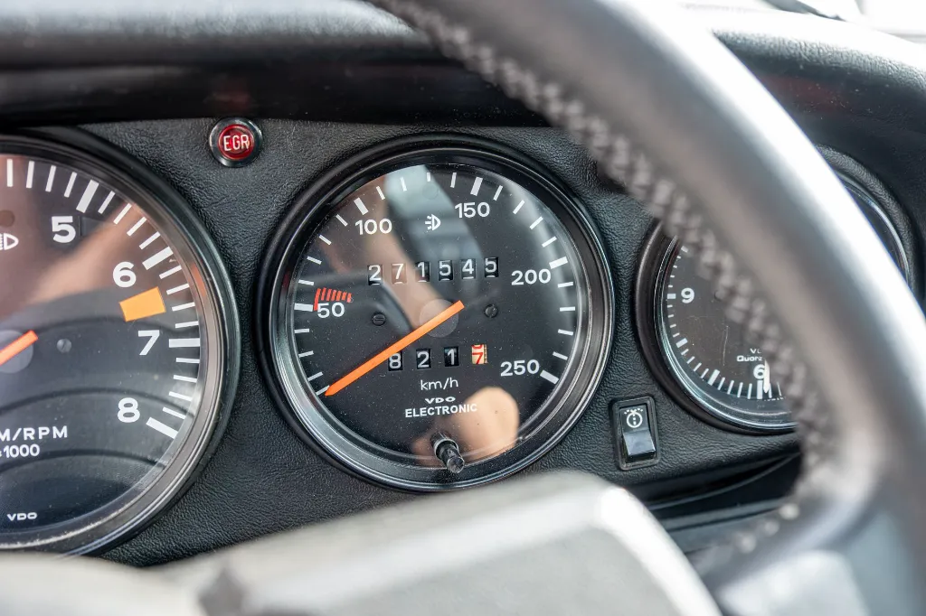 20261001_PORSCHE_TARGA_2.7L_041.webp