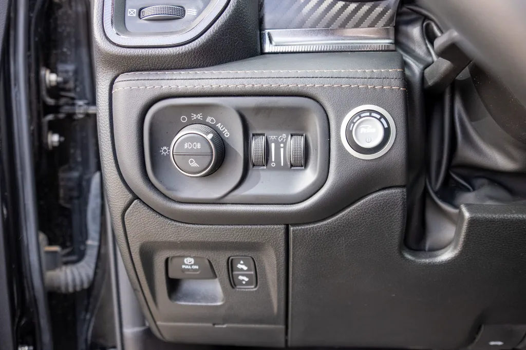 20261002_DODGE_RAM_TRX_032.webp