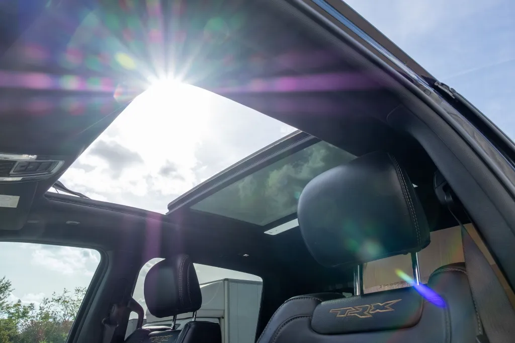20261002_DODGE_RAM_TRX_012.webp