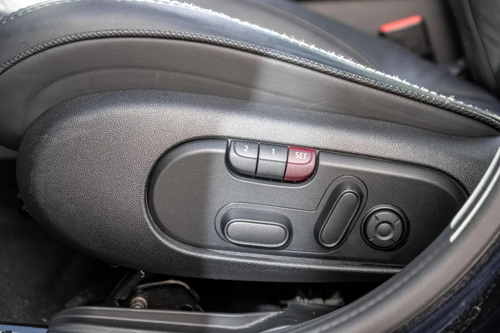 20261007_MINI_CLUBMAN_JCW_022.webp