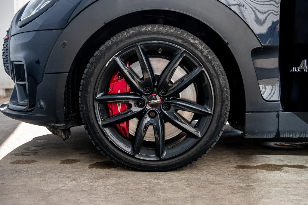 20261007_MINI_CLUBMAN_JCW_006.webp