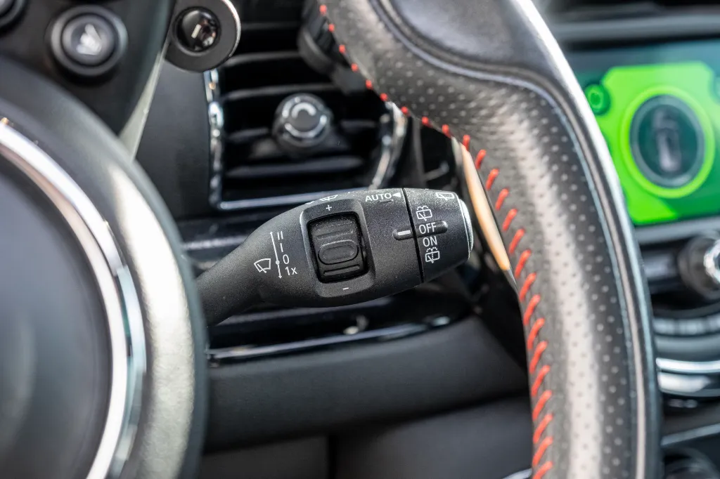 20261007_MINI_CLUBMAN_JCW_037.webp