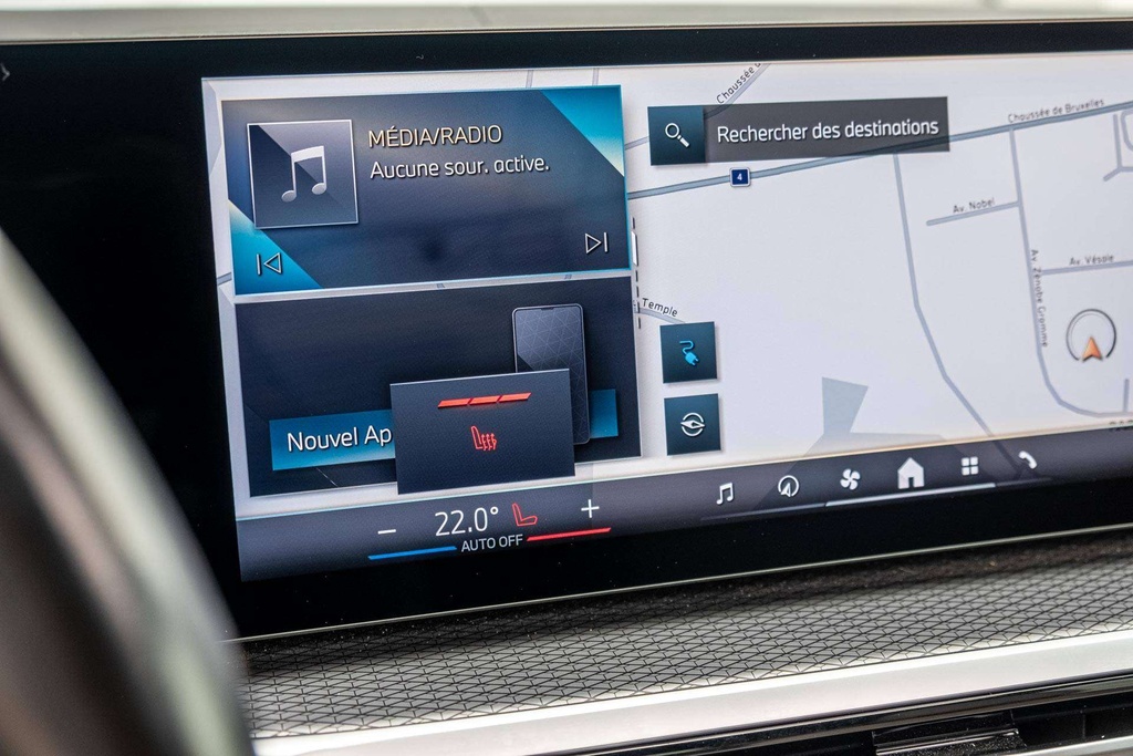 BMW i4 13