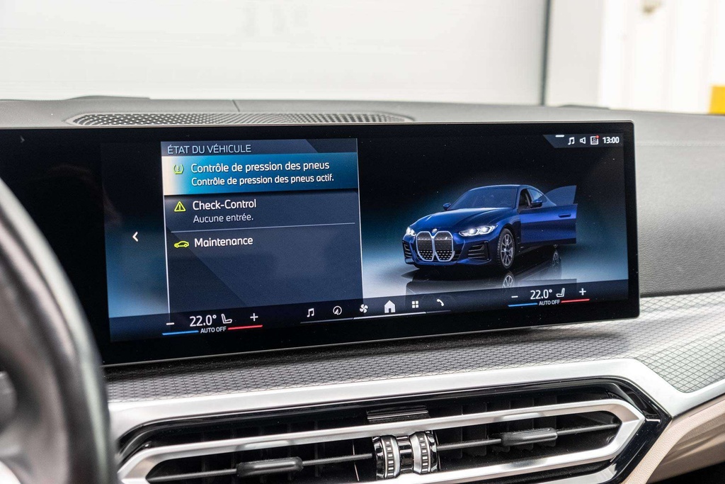 BMW i4 41
