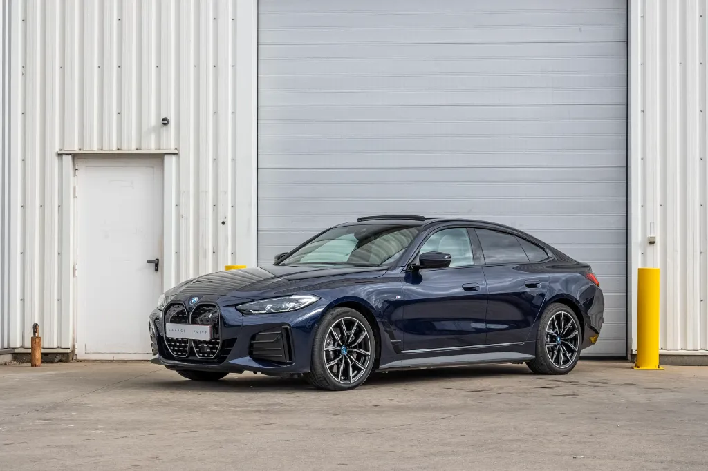 20261015_BMW_I4_003.webp