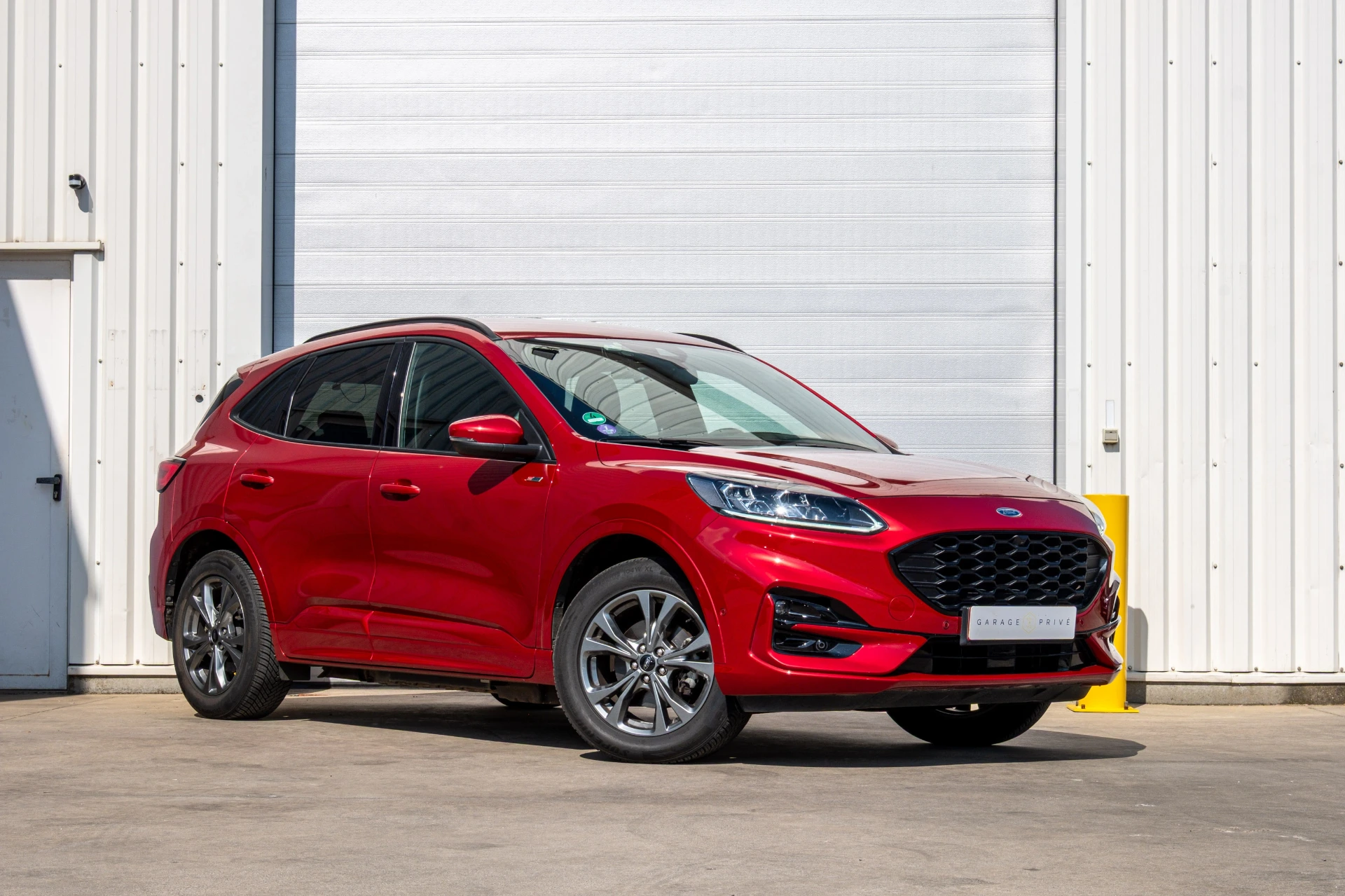 Ford Kuga PHEV ST-Line X | Vendue