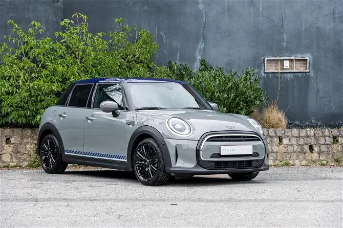 Mini Cooper Brick Lane | Vendue